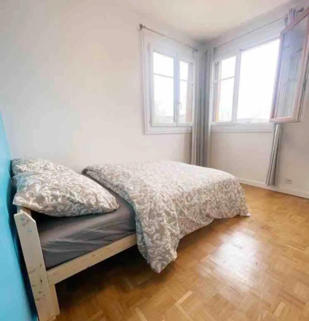 Modern 2 Bedroom Apartment Near Paris Metro, Giant Flat Screen Tv 85 Inches, Balcony, Free Parking Ivry-sur-Seine Exterior foto